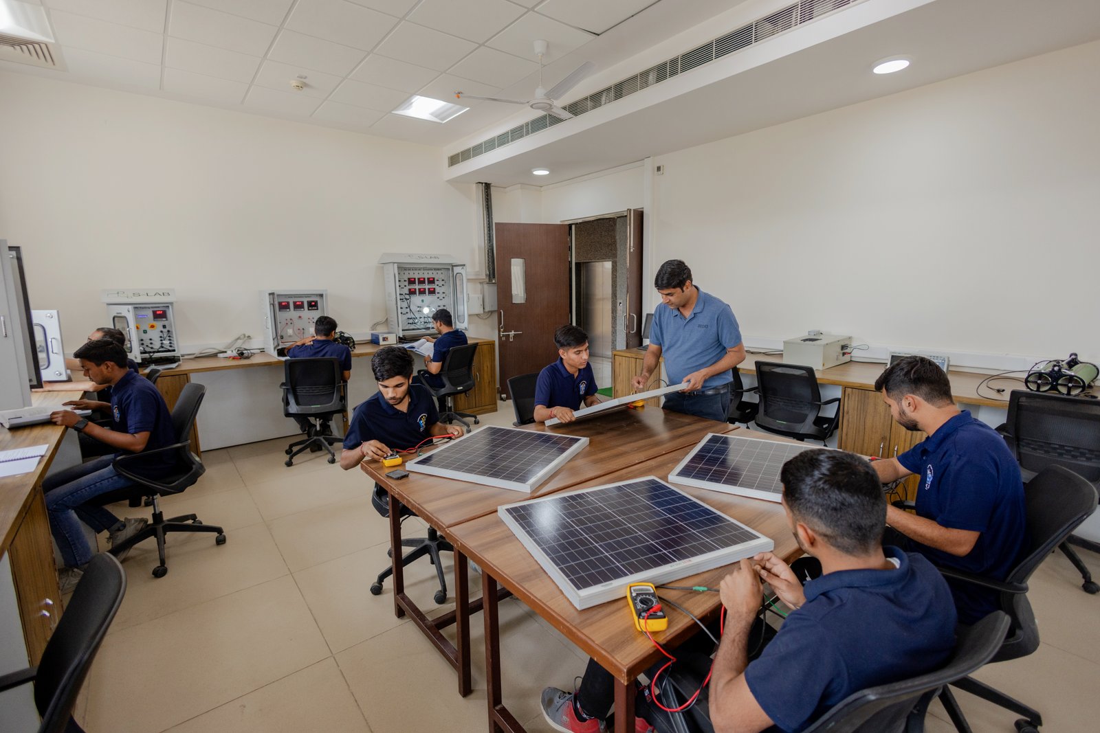 Modern Laboratory